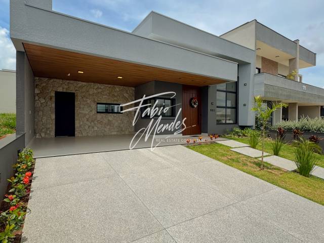 #64 - Casa em condomínio para Venda em Indaiatuba - SP